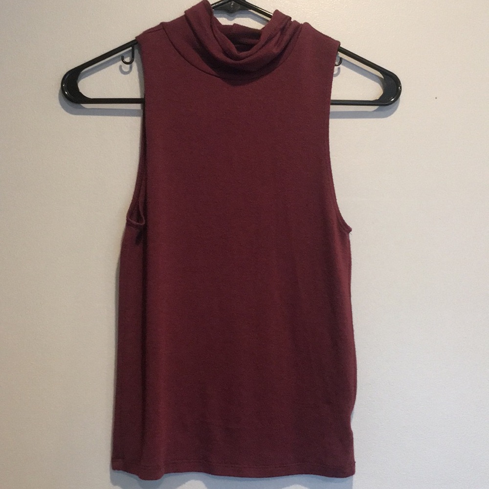 American Eagle Burgundy Top